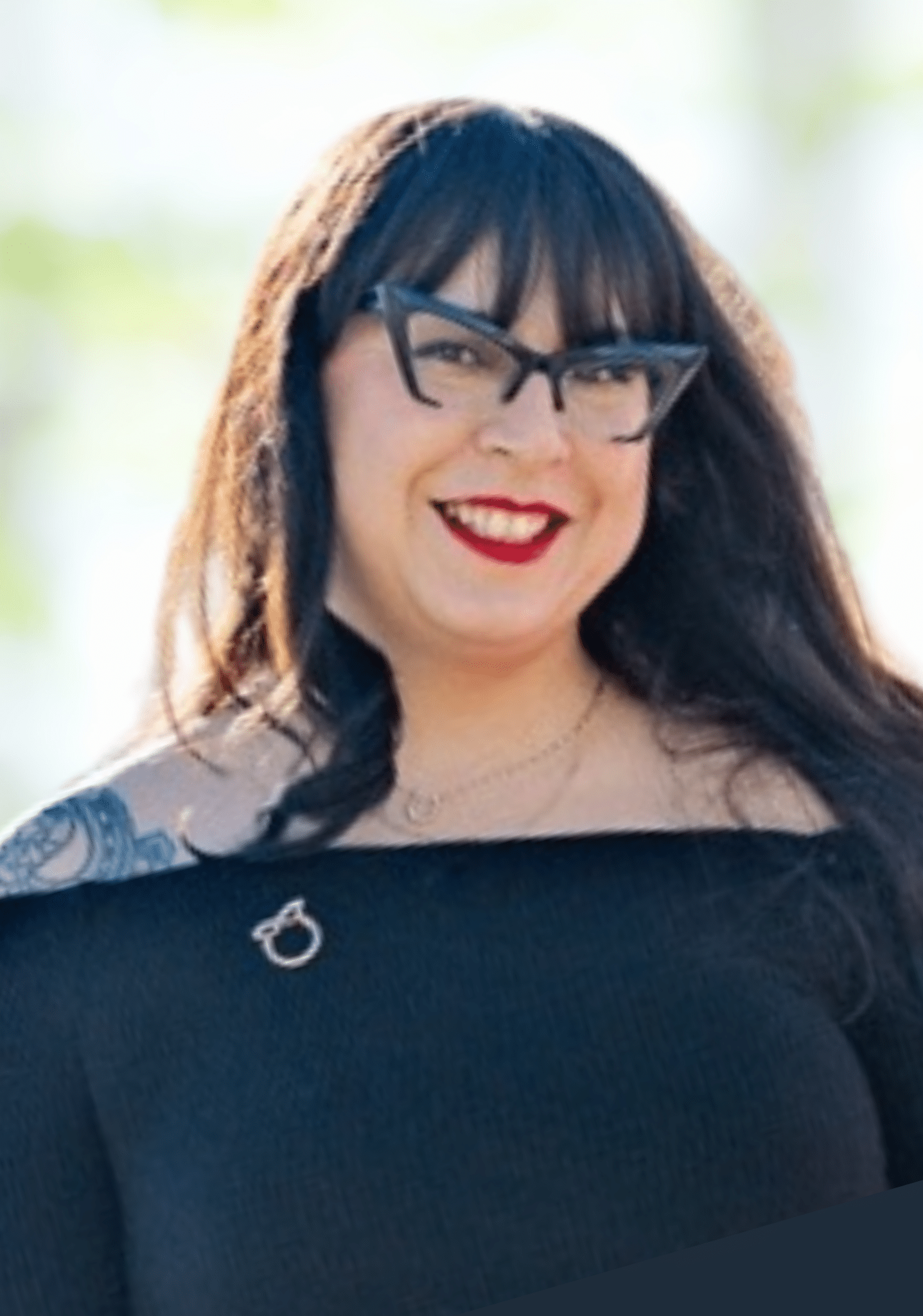 Vanessa Fernandez Headshot